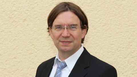 Pressesprecher Portrait von Dr. Ralf Sieg