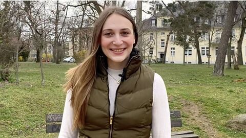 Praktikantin Bernadette