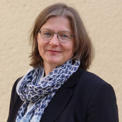 Regine Bantzer Auf dem Foto sehen die Vizepräsidentin des Hessischen Rechnungshof Regine Bantzer